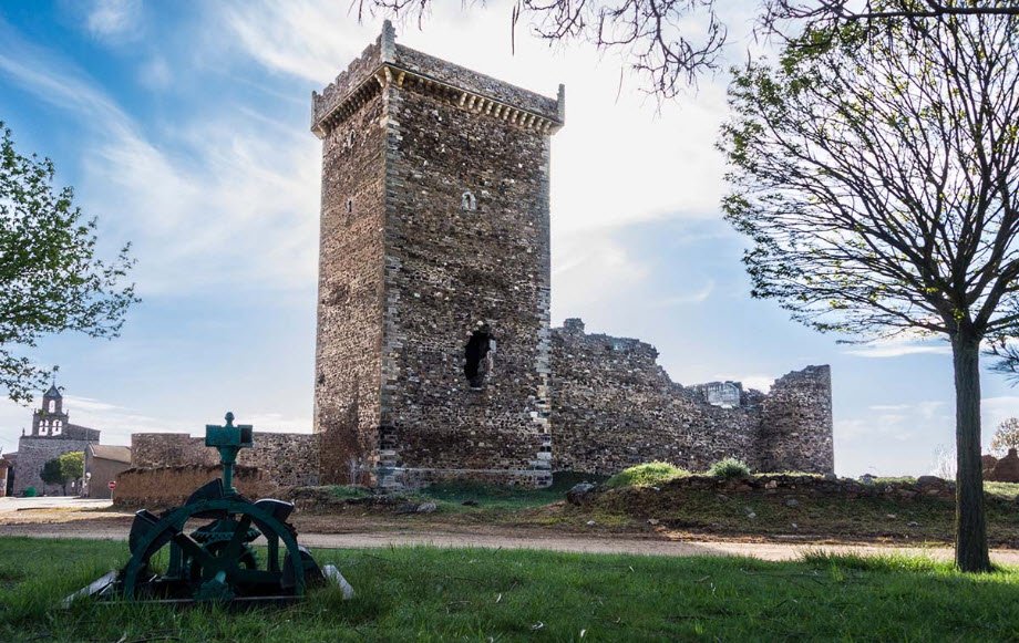 Castillo de Villanueva de Jamuz, Spain